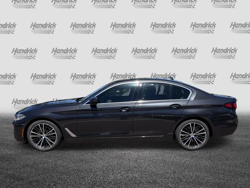 Used 2023 BMW 530i w/ Premium Package image 7