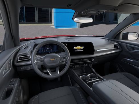 New 2027 Chevrolet Traverse LT w/ Sun and Wheel Package FWD image 15