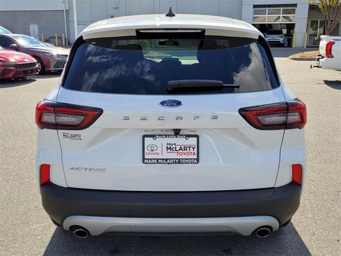Used 2025 Ford Escape Active image 9
