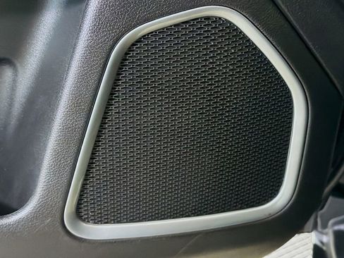 Used 2024 Jeep Compass Latitude image 21