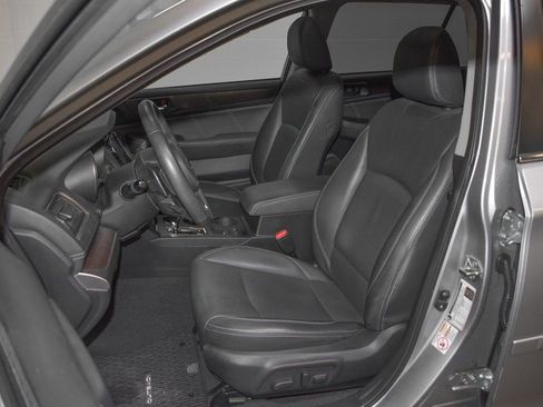 Used 2019 Subaru Outback 3.6R Limited w/ Popular Package #2 image 18