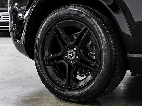 Used 2022 Mercedes-Benz GLE 350 4MATIC w/ AMG Line Exterior image 50