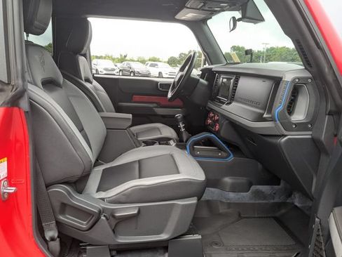 Used 2022 Ford Bronco Black Diamond AWD/4WD image 23