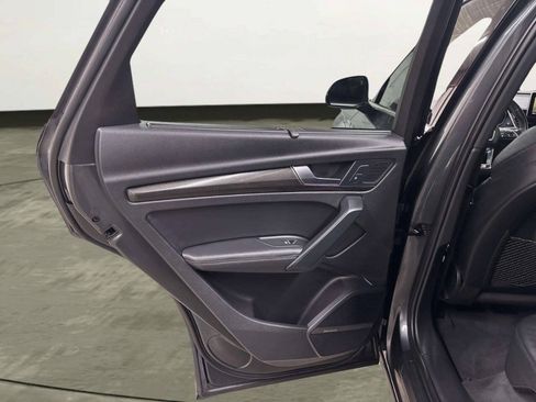 Used 2018 Audi SQ5 Prestige AWD/4WD image 17