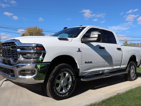 Used 2025 RAM 2500 Big Horn image 8