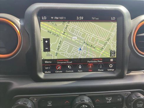 Used 2023 Jeep Gladiator Mojave w/ LED Lighting Group AWD/4WD image 11