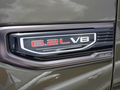 Used 2023 GMC Sierra 1500 AT4X AWD/4WD image 9