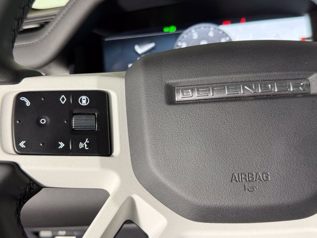 Certified 2025 Land Rover Defender 110 S AWD/4WD image 30
