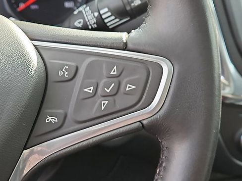 Used 2022 Chevrolet Equinox LT image 34