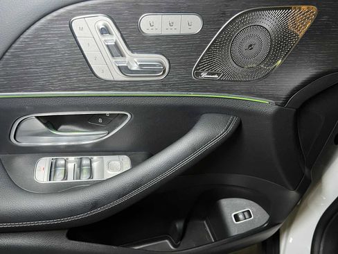 Used 2025 Mercedes-Benz GLE 350 4MATIC image 22