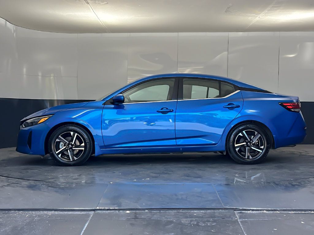 Used 2025 Nissan Sentra SV FWD image 6