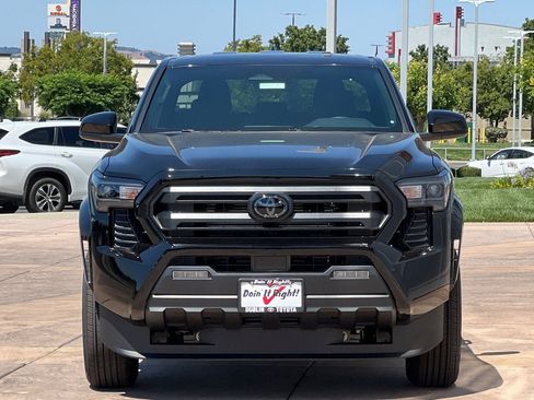 New 2025 Toyota Tacoma SR5 image 10