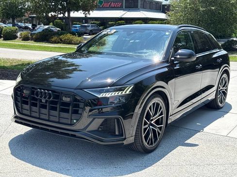 Used 2023 Audi SQ8 Prestige AWD/4WD image 3