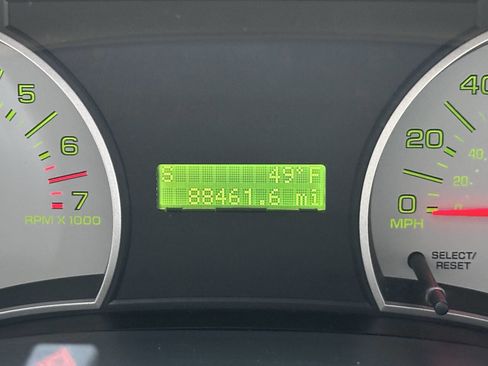 Used 2008 Ford Explorer Sport Trac XLT image 24