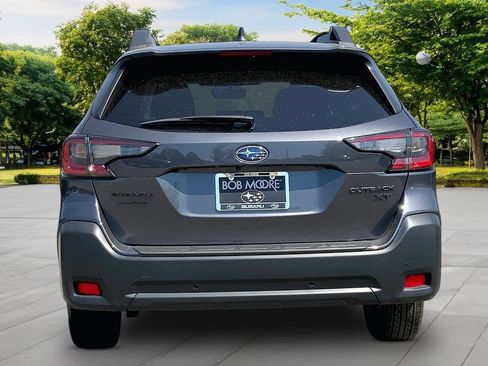 Used 2025 Subaru Outback Onyx Edition XT AWD/4WD image 5