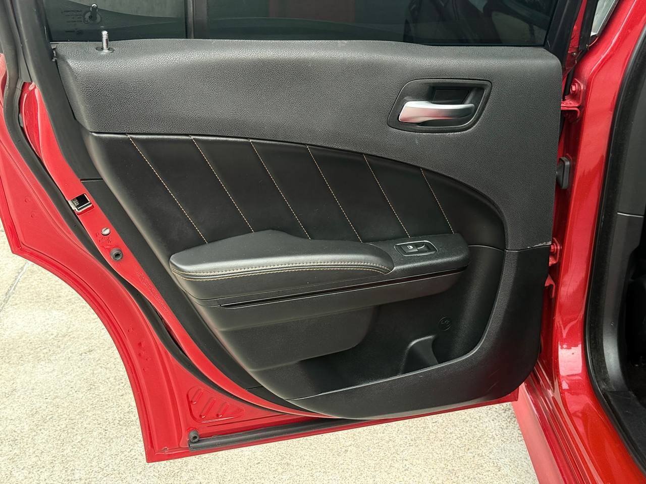 Used 2017 Dodge Charger R/T RWD image 16