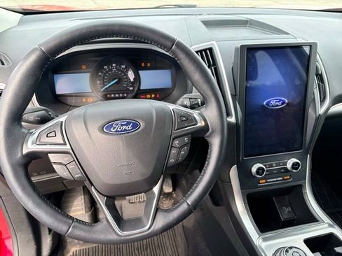 Used 2023 Ford Edge SEL w/ Sport Appearance Package image 5