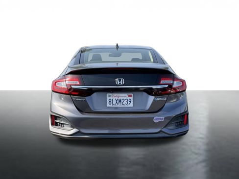 Used 2019 Honda Clarity Plug-In Hybrid image 6