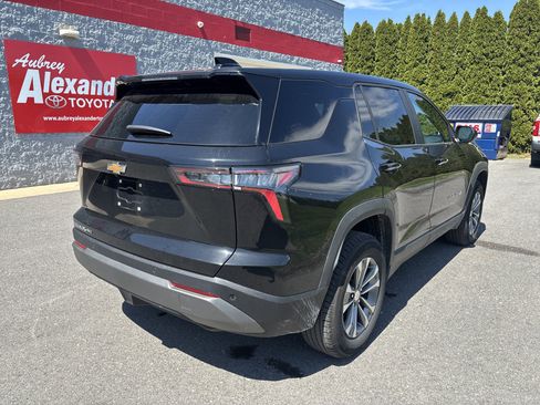 Used 2025 Chevrolet Equinox LT AWD/4WD image 3