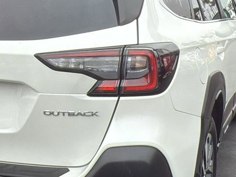 Certified 2025 Subaru Outback Premium AWD/4WD image 7