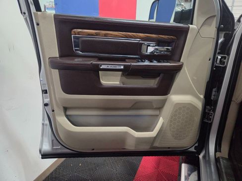 Used 2018 RAM 2500 Longhorn w/ Longhorn Southfork Package image 34