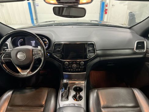 Used 2020 Jeep Grand Cherokee Limited X image 10