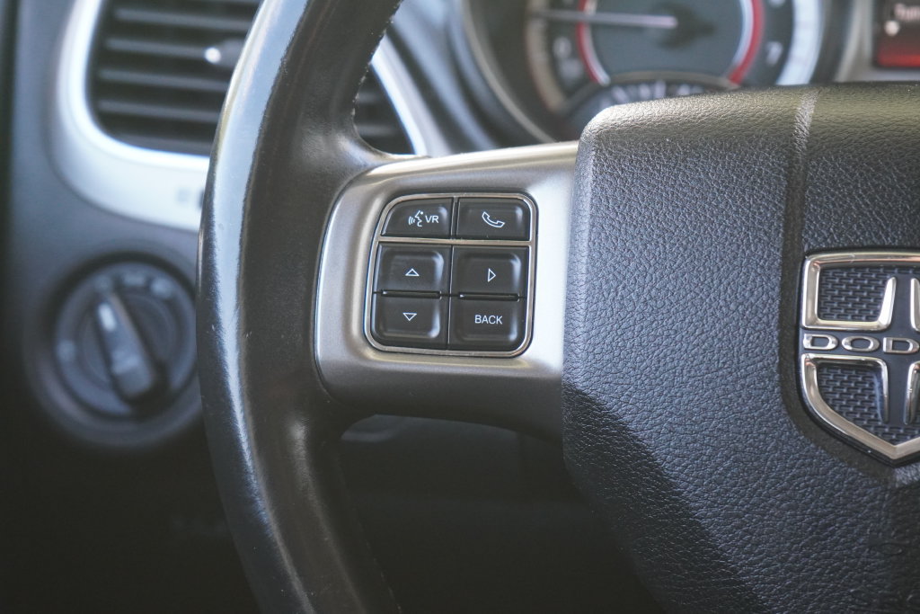 Used 2015 Dodge Journey Crossroad w/ Flexible Seating Group FWD image 14