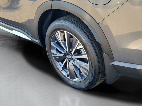 Certified 2026 INFINITI QX60 Luxe w/ Family Package image 6