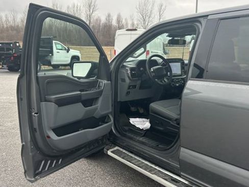 Used 2024 Ford F150 XLT image 12