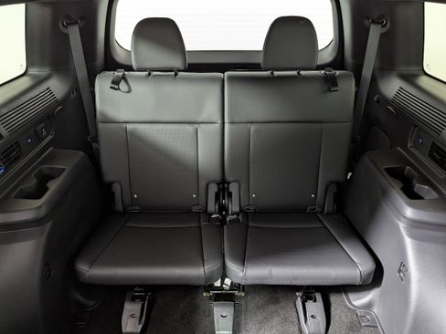 Used 2025 Hyundai Santa Fe Calligraphy image 16