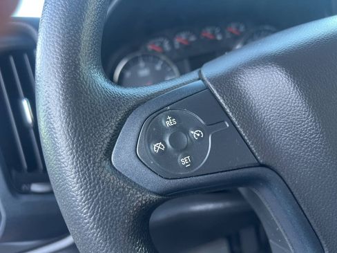 Used 2018 Chevrolet Silverado 2500 W/T w/ WT Convenience Package AWD/4WD image 15
