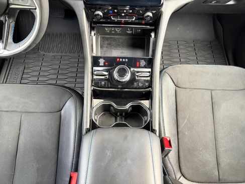 Used 2023 Jeep Grand Cherokee Trailhawk w/ Luxury Tech Group III AWD/4WD image 23