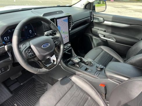 Used 2024 Ford Ranger Lariat w/ Advanced Towing Package AWD/4WD image 18