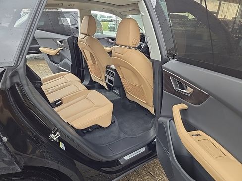 Used 2025 Audi Q8 Premium Plus image 19
