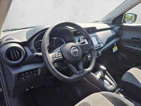 Used 2025 Nissan Kicks Play S FWD image 11