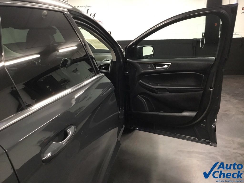 Used 2021 Ford Edge SEL w/ Convenience Package AWD/4WD image 38