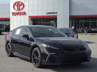 New 2026 Toyota Camry SE video 1