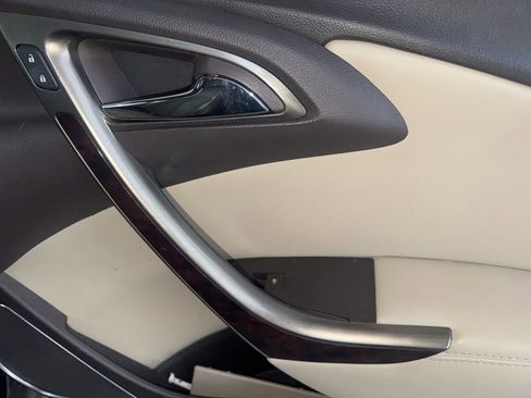 Used 2014 Buick Verano Convenience FWD image 17