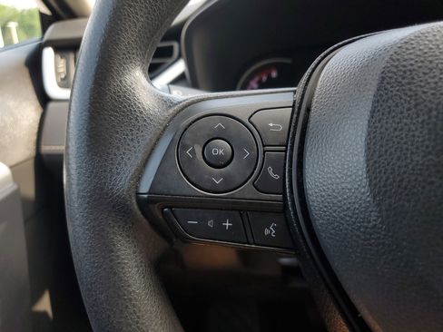 Certified 2024 Toyota RAV4 XLE FWD image 20