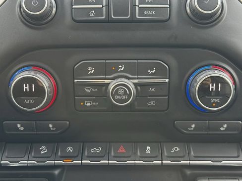 Used 2020 Chevrolet Silverado 1500 LT Trail Boss image 15