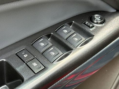 Used 2021 Chevrolet Colorado Z71 w/ Safety Package image 20