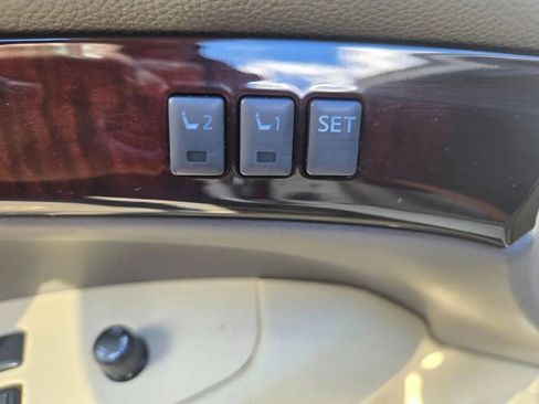 Used 2013 INFINITI G37 x Sedan w/ Premium Pkg image 36