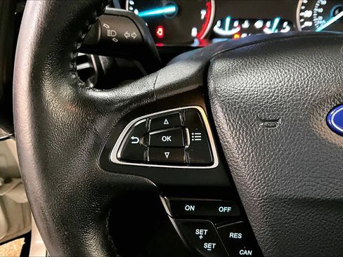 Used 2019 Ford EcoSport SE image 22