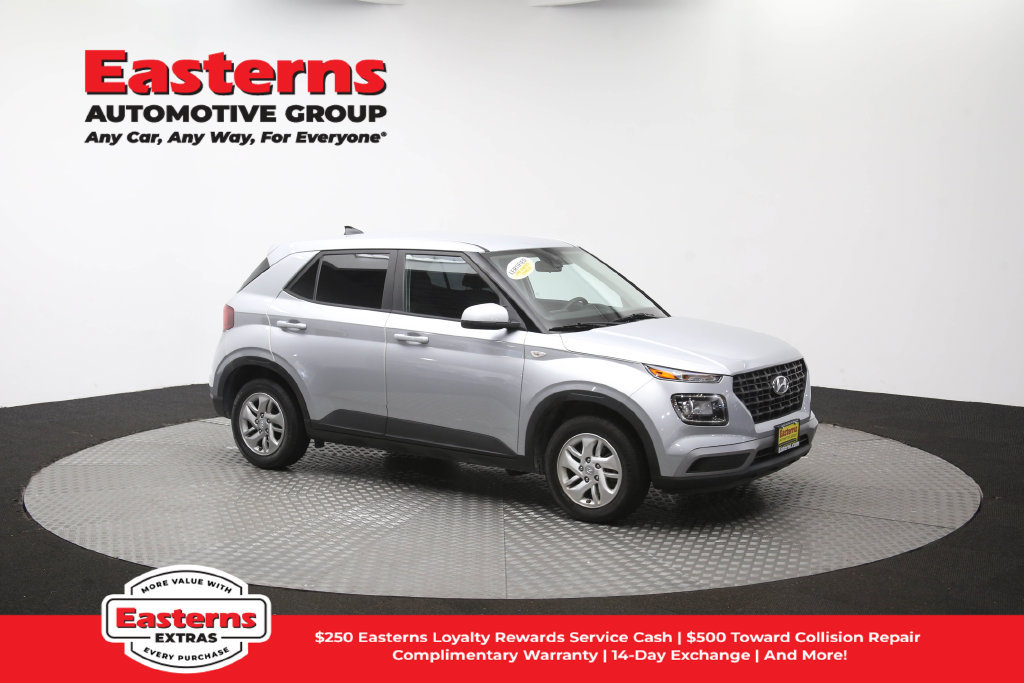 Used 2022 Hyundai Venue SE FWD image 49