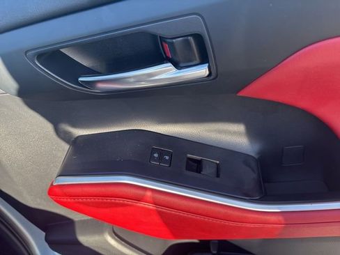 Used 2022 Toyota Highlander XSE image 10