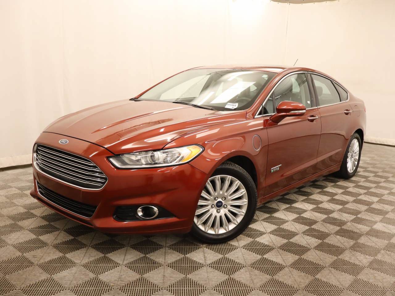 Used 2014 Ford Fusion Energi Titanium FWD image 1
