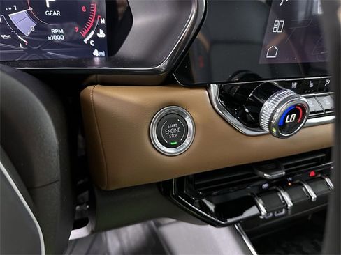 New 2026 GMC Canyon AT4 w/ Technology Plus Package image 17