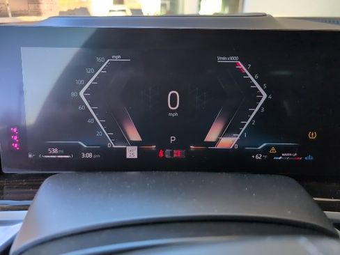 Certified 2023 BMW X7 xDrive40i w/ Premium Package image 17