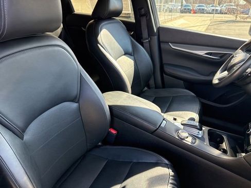 Certified 2023 INFINITI QX50 Luxe AWD/4WD image 14