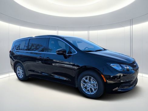 New 2026 Chrysler Voyager LX FWD image 1